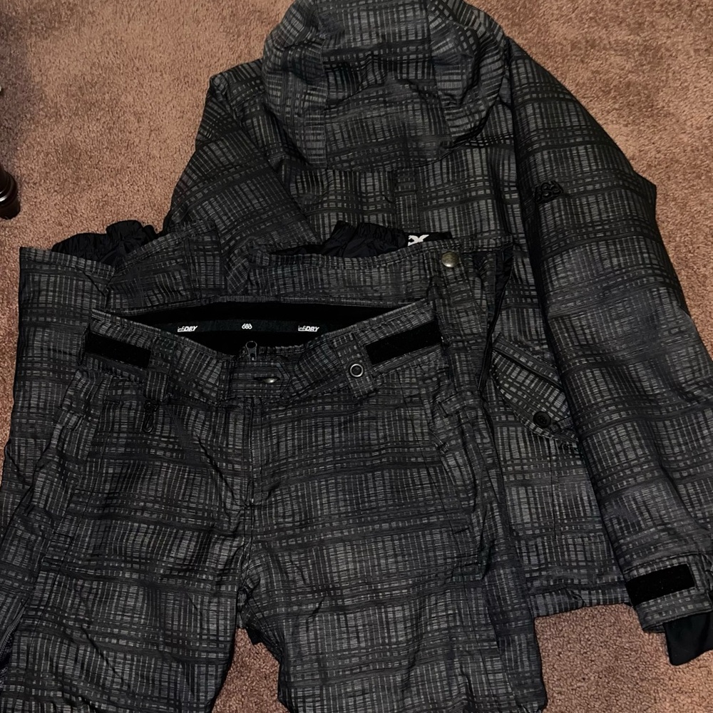 686 Jacket & Pant Set  Black & Grey